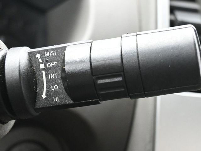Used 2019 Nissan Frontier S RWD image 19
