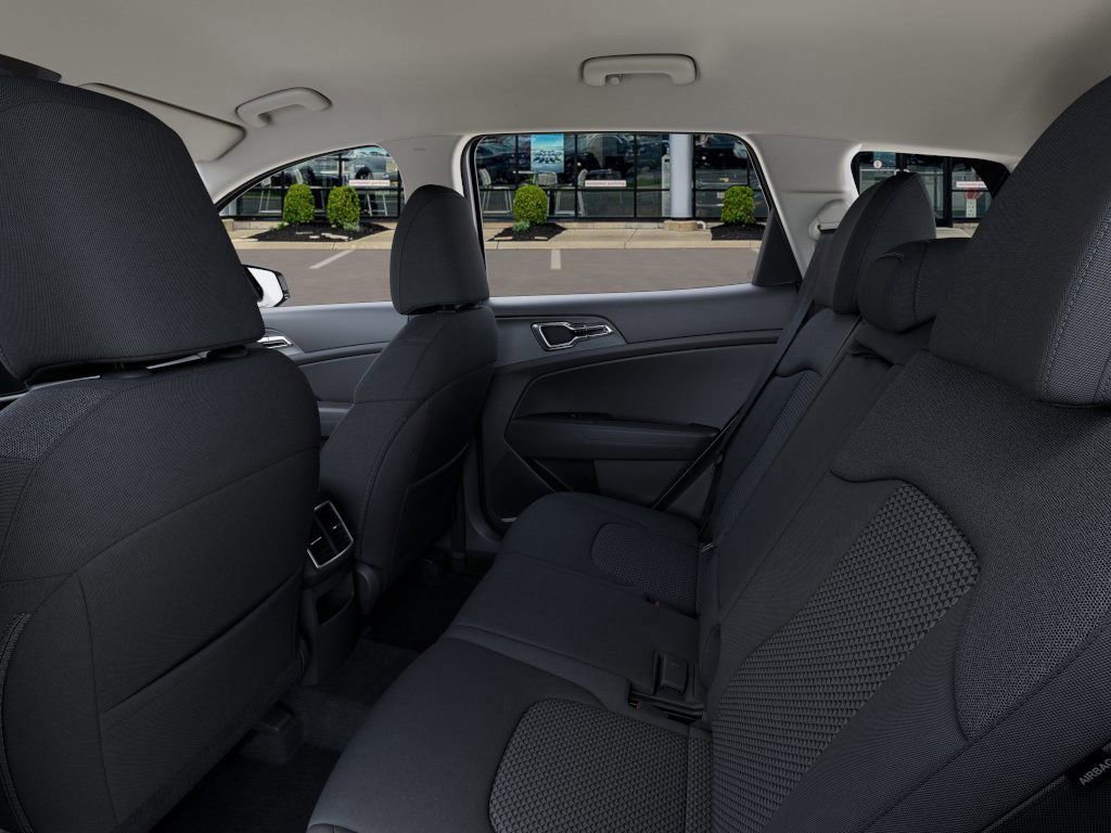 New 2026 Kia Sportage LX image 18