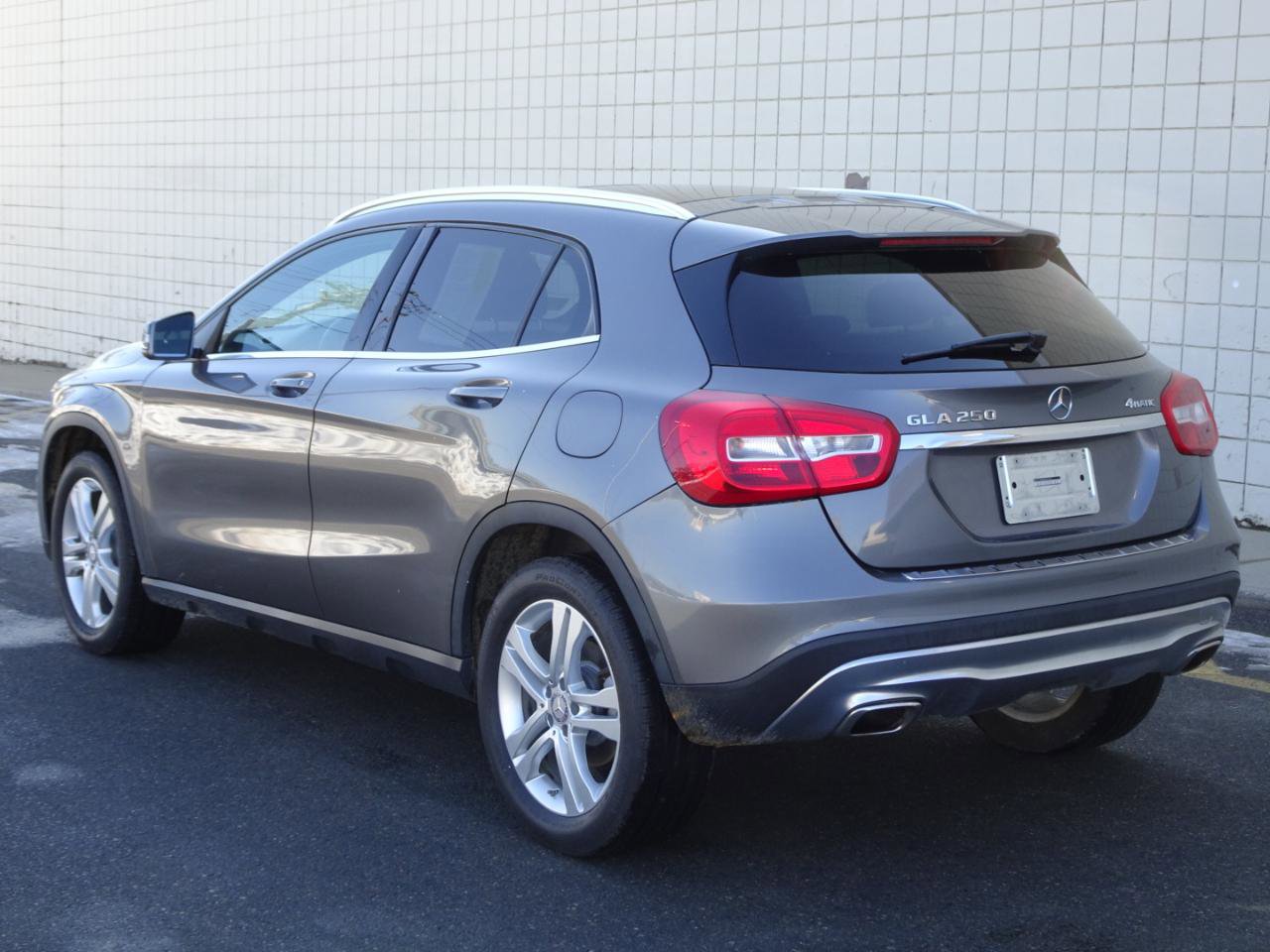 Used 2017 Mercedes-Benz GLA 250 4MATIC image 5