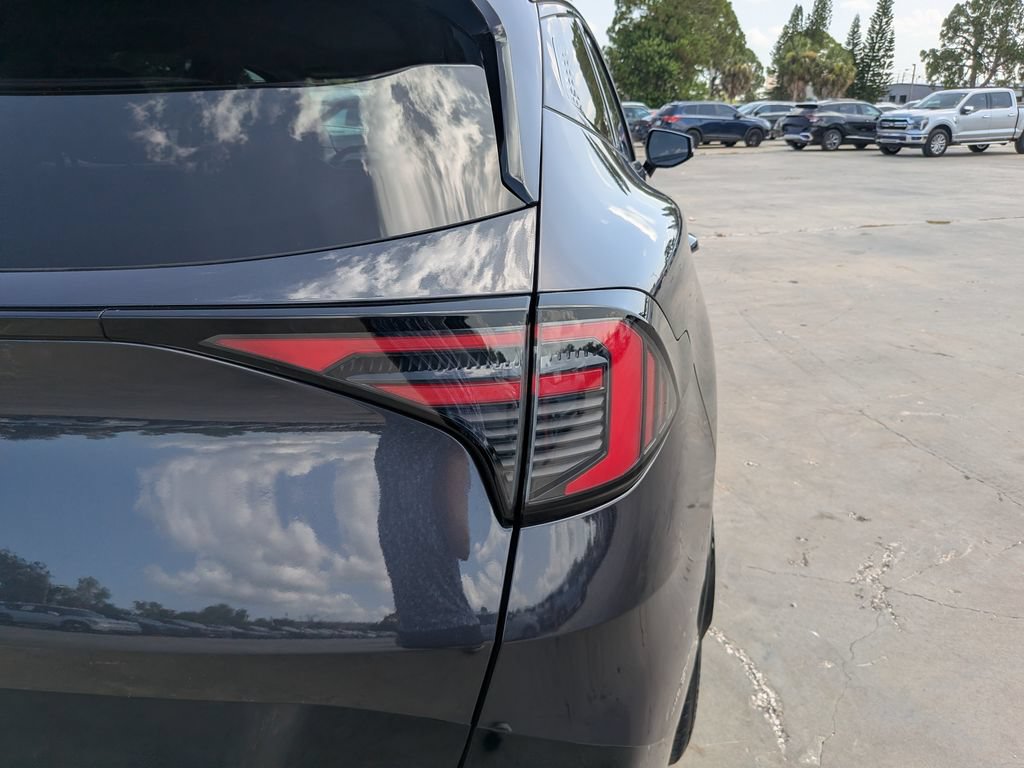 Certified 2026 Kia Sportage SX FWD image 11