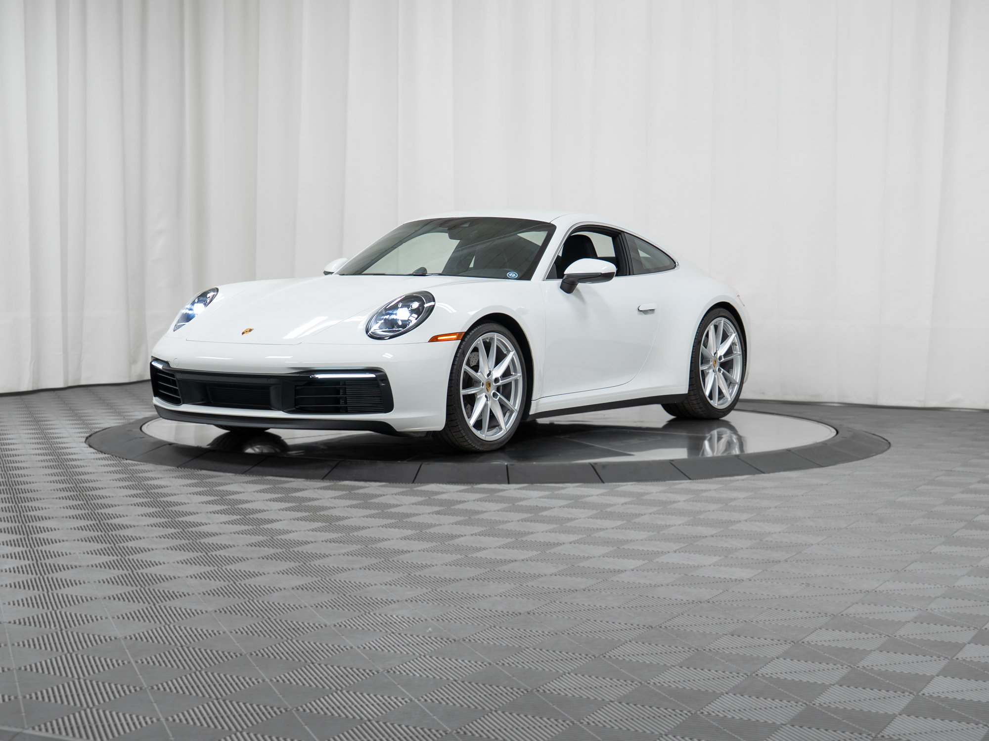 Certified 2024 Porsche 911 Carrera S RWD image 41