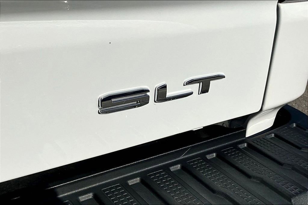 Used 2022 GMC Sierra 1500 SLT w/ SLT Premium Package image 27