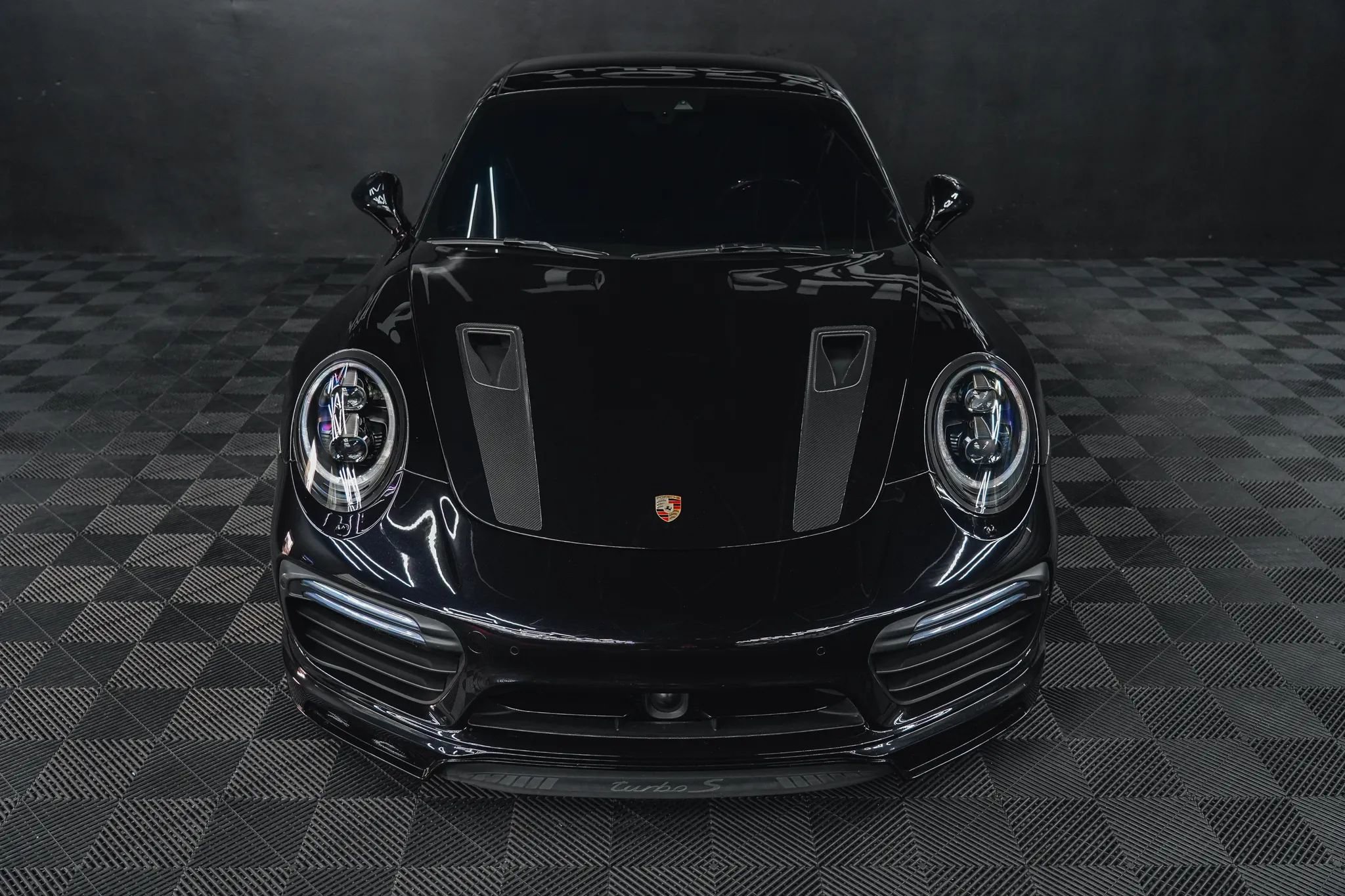 Used 2015 Porsche 911 Turbo S AWD/4WD image 10