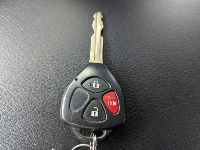 Used 2019 Toyota 4Runner SR5 AWD/4WD image 28