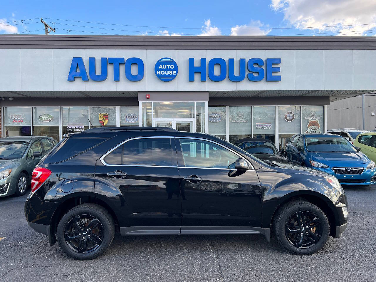 Used 2017 Chevrolet Equinox LT w/ Midnight Edition AWD/4WD image 9