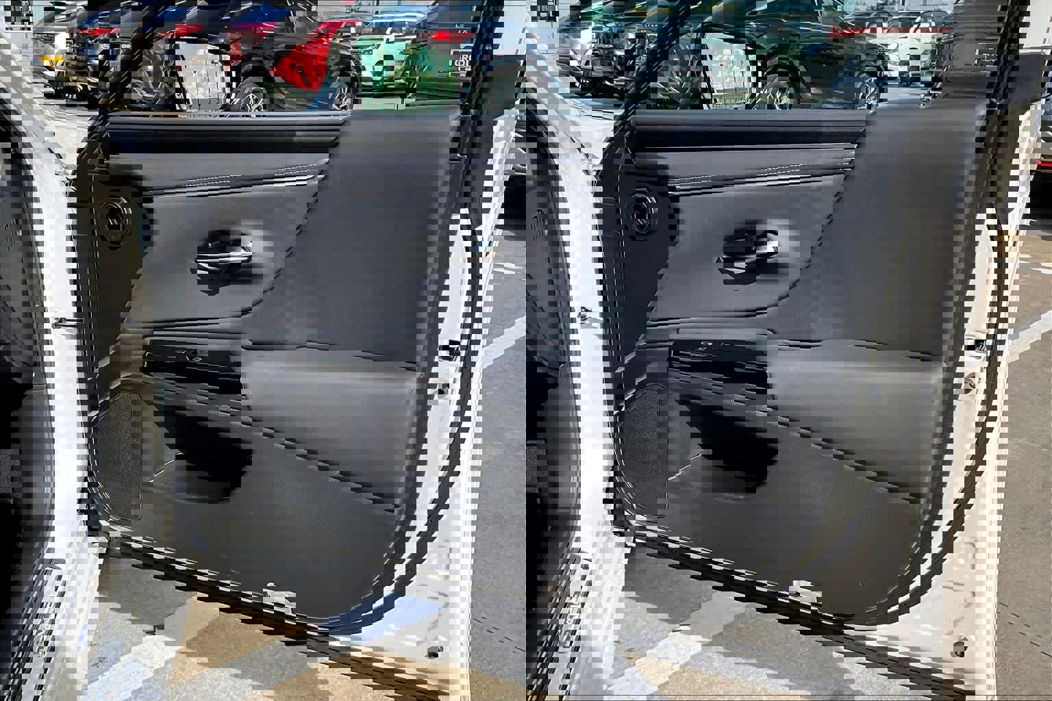 Certified 2025 Lexus ES 300h w/ Premium Package image 22