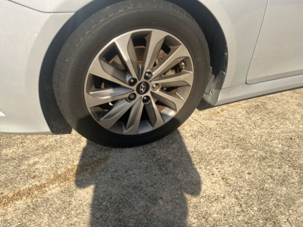 Used 2014 Hyundai Sonata Limited w/ Technology Package 05 image 15