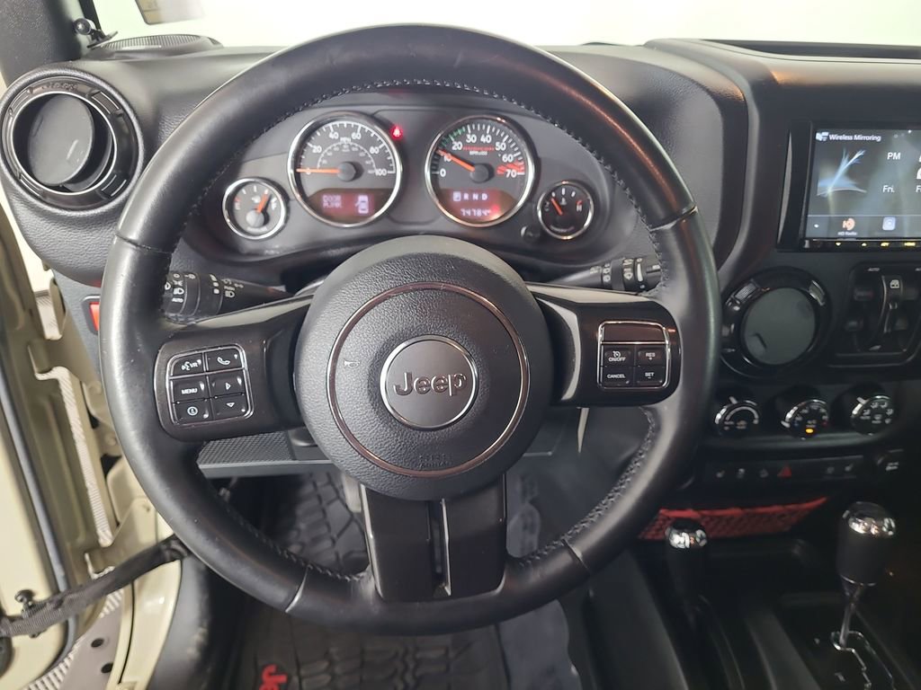 Used 2018 Jeep Wrangler Unlimited Rubicon image 12