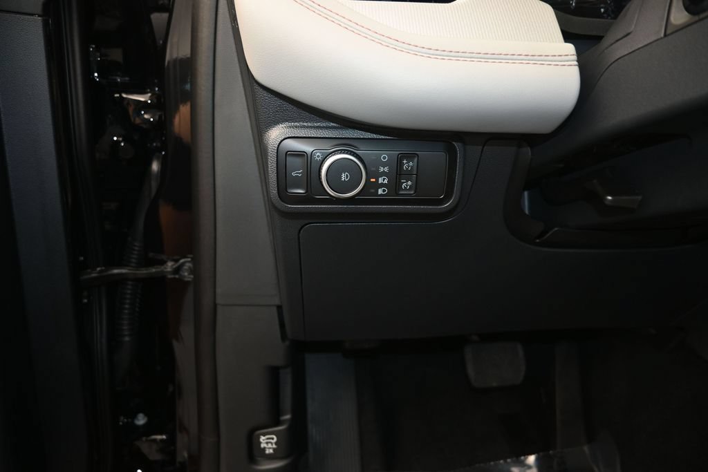 New 2026 Ford Explorer Active w/ Active Comfort Package RWD image 12