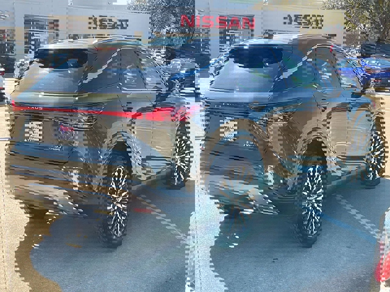 Used 2023 Lexus RX 350 Premium Plus w/ Cold Area Package image 5