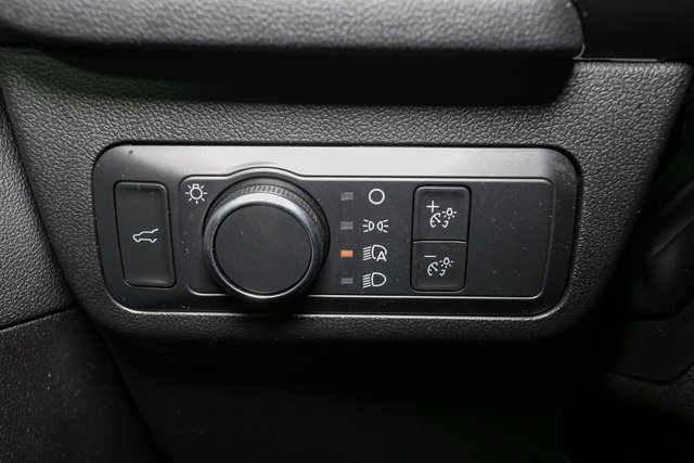 Used 2022 Ford Escape SE w/ SE Sport Appearance Package image 35