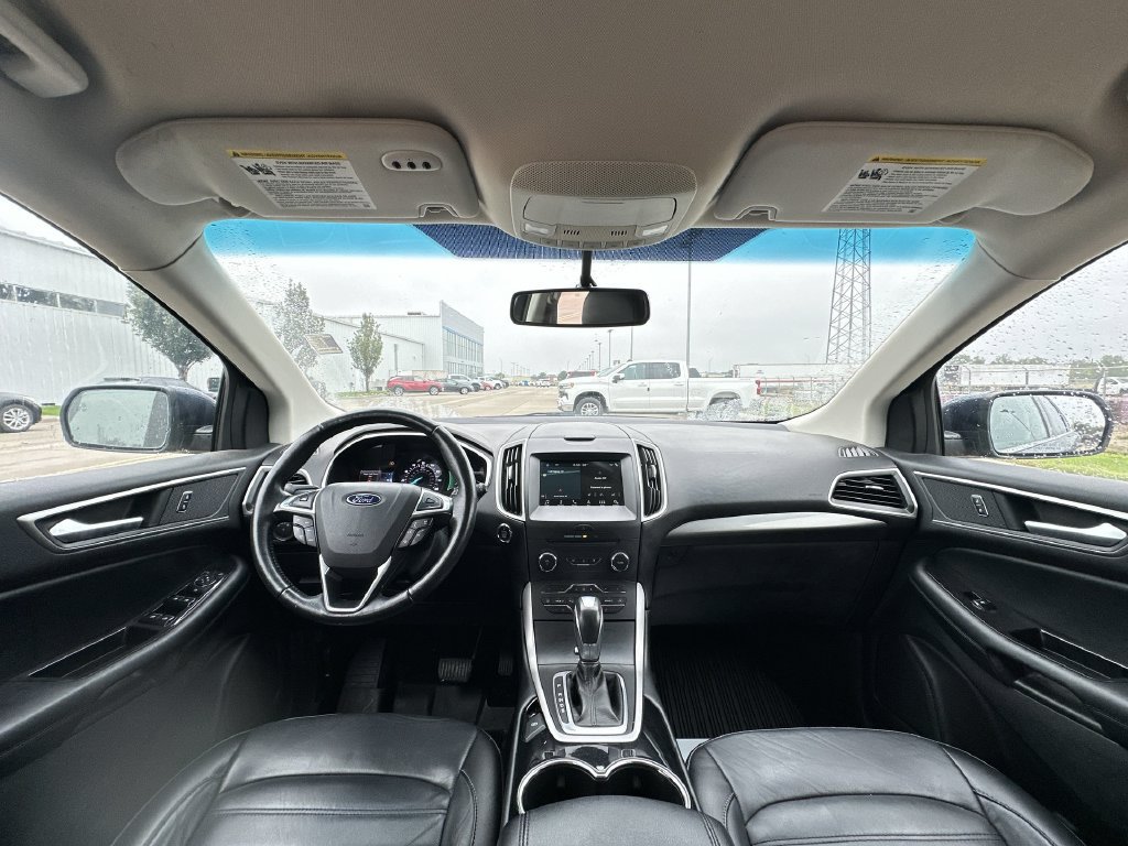 Used 2017 Ford Edge SEL w/ Equipment Group 201A AWD/4WD image 20