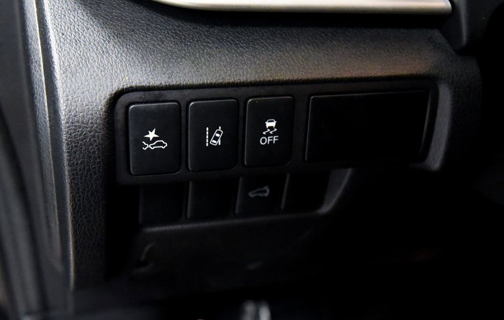Used 2025 Mitsubishi Eclipse Cross SE AWD/4WD image 20