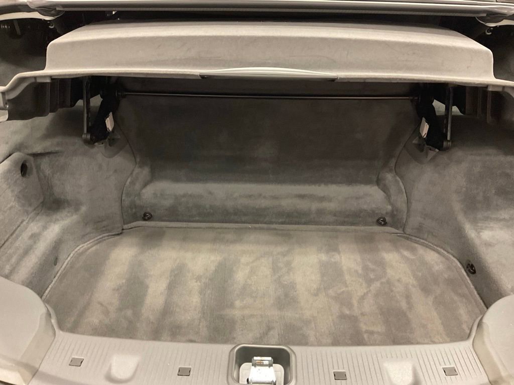 Used 2009 Mercedes-Benz SL 550 image 16