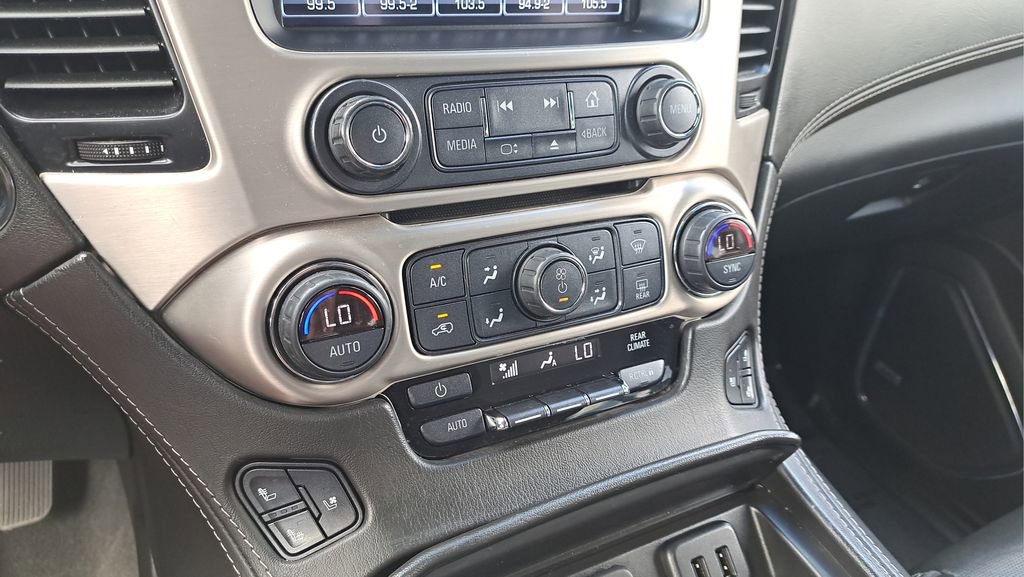 Used 2019 GMC Yukon Denali w/ Denali Ultimate Package image 23