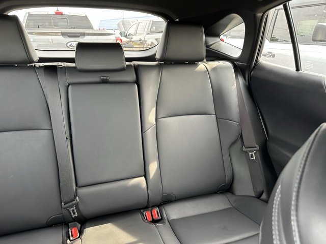 Used 2023 Toyota Venza Nightshade image 13