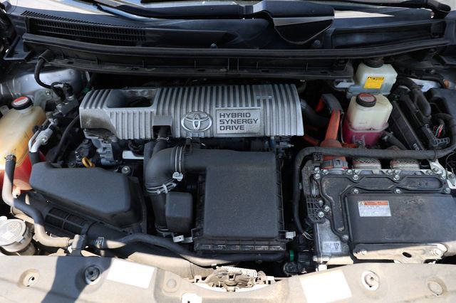 Used 2015 Toyota Prius Four image 20