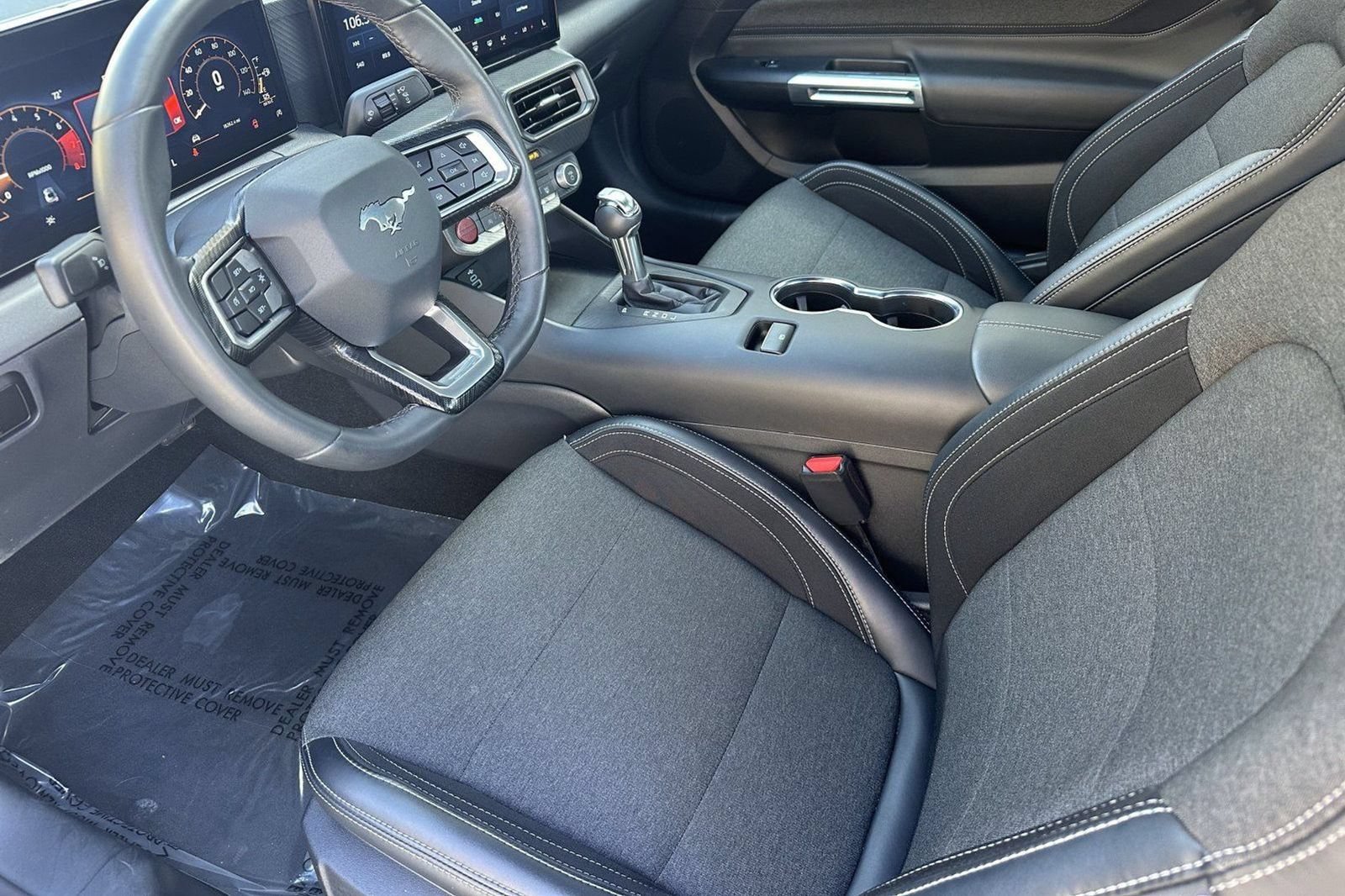 Used 2025 Ford Mustang Coupe RWD image 10