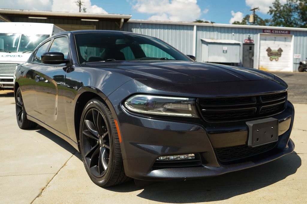 Used 2017 Dodge Charger R/T w/ Blacktop Package RWD image 35