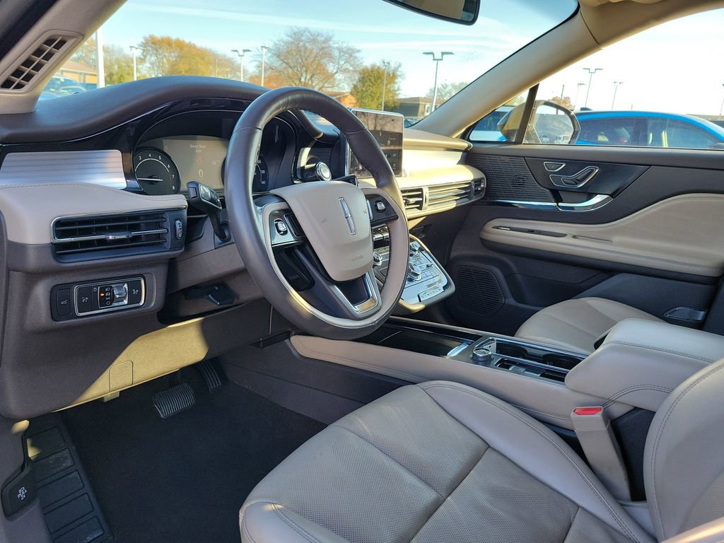 Used 2022 Lincoln Corsair FWD w/ Premium Package image 20