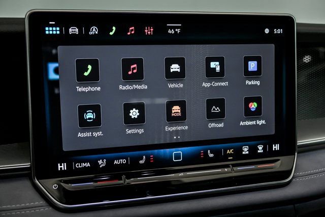 New 2026 Volkswagen Tiguan SE R-Line image 11