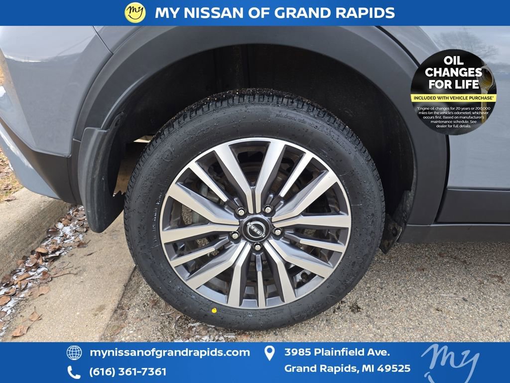 Used 2024 Nissan Kicks SV image 40