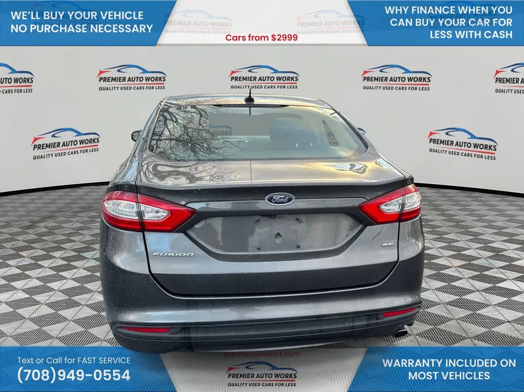 Used 2016 Ford Fusion SE image 5