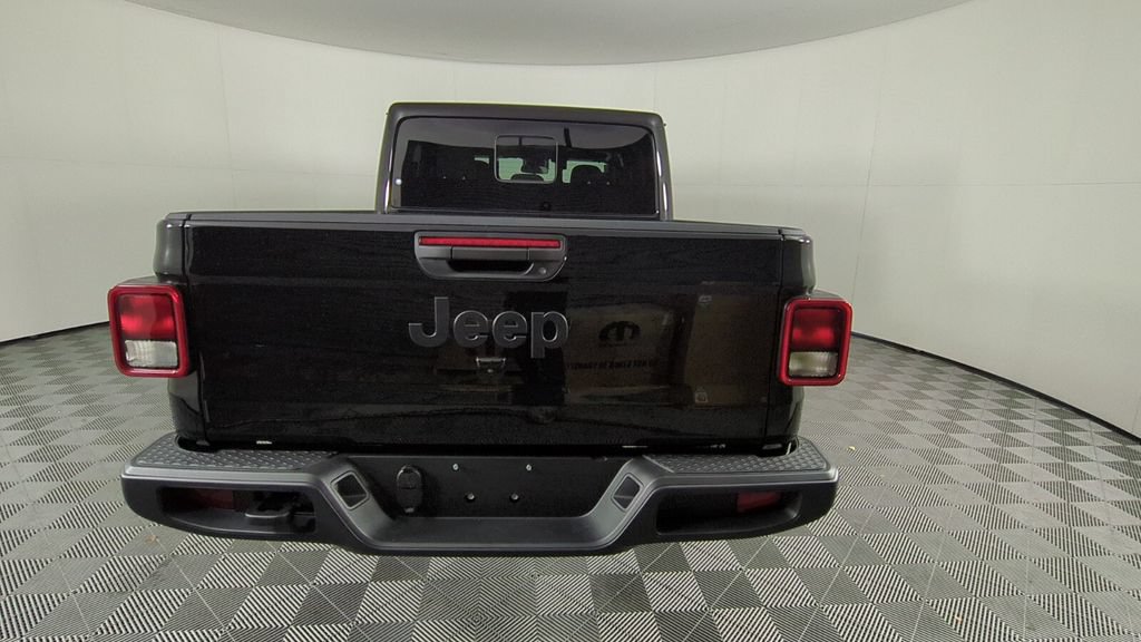 New 2026 Jeep Gladiator Sport AWD/4WD image 5