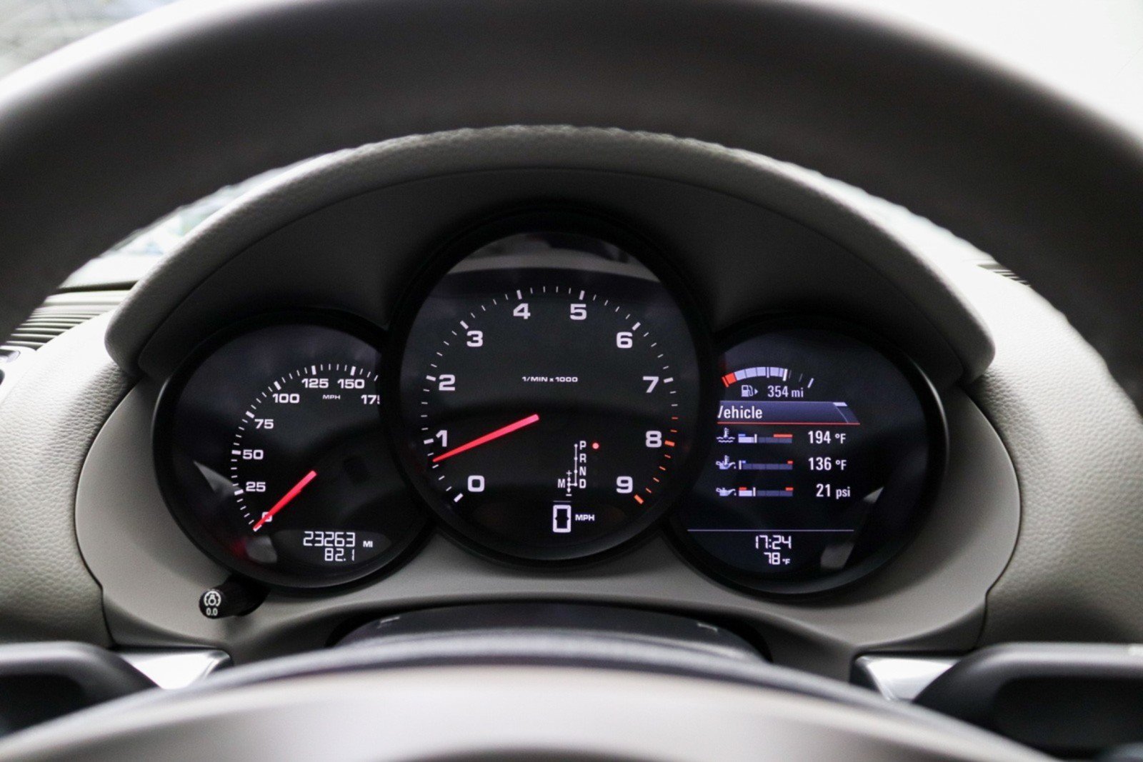 Used 2014 Porsche Cayman RWD image 25