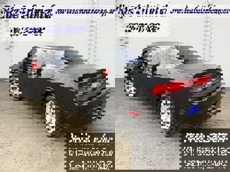 Used 2011 Dodge Challenger R/T w/ Sound Group II image 4