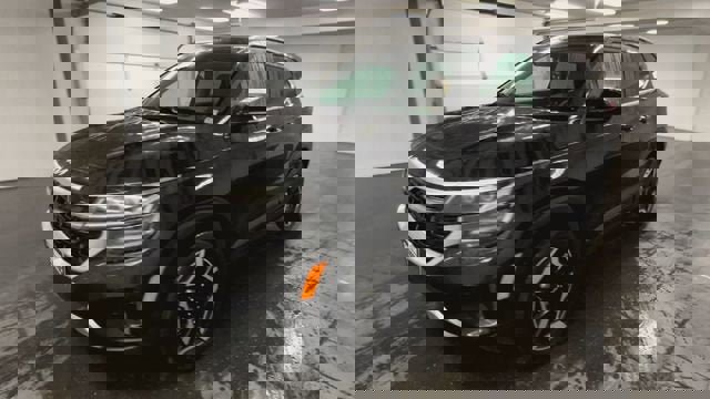 Used 2024 Kia Seltos SX w/ SX Sunroof Package image 4