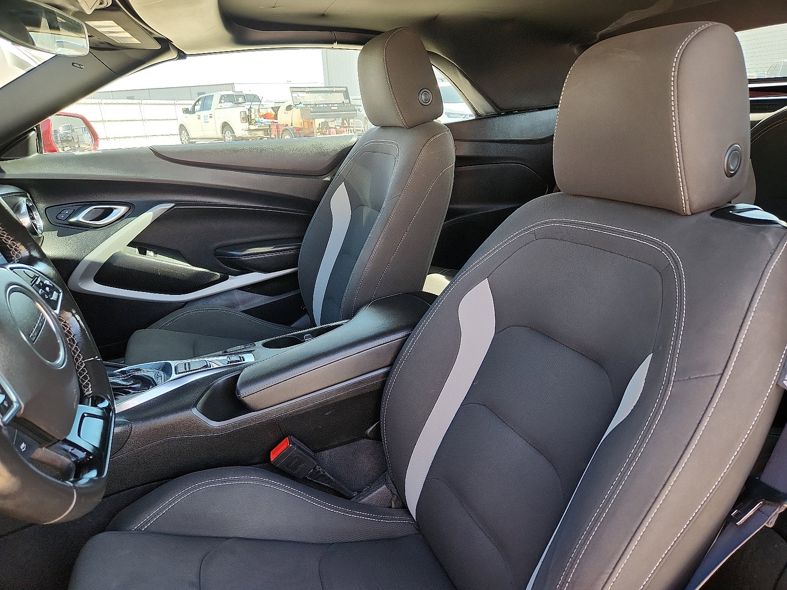 Used 2023 Chevrolet Camaro LT RWD image 11