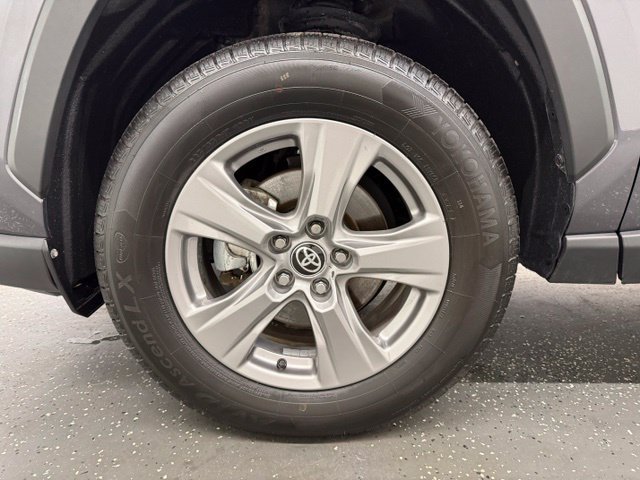 Certified 2025 Toyota RAV4 XLE AWD/4WD image 19