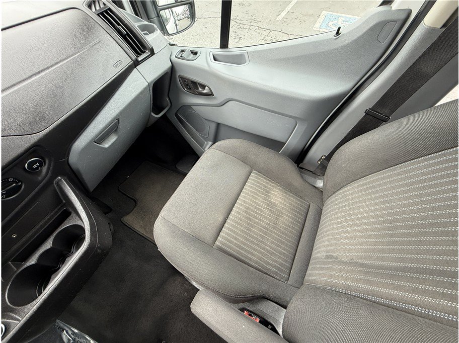 Used 2017 Ford Transit 350 XLT RWD image 9