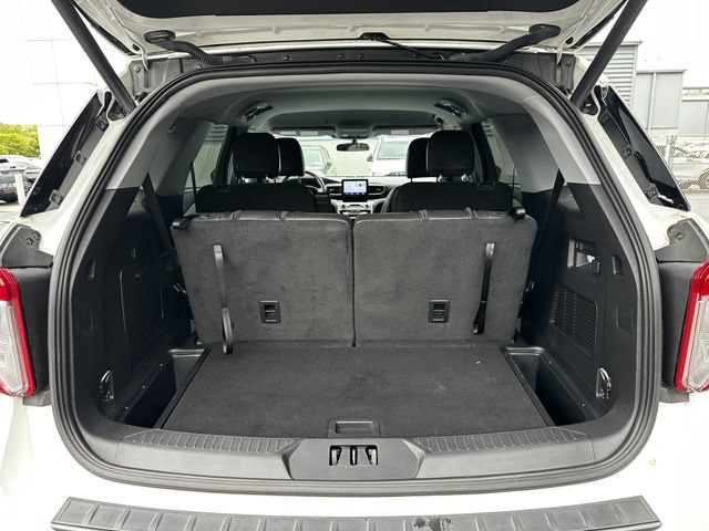Certified 2023 Ford Explorer XLT w/ Equipment Group 202A AWD/4WD image 43
