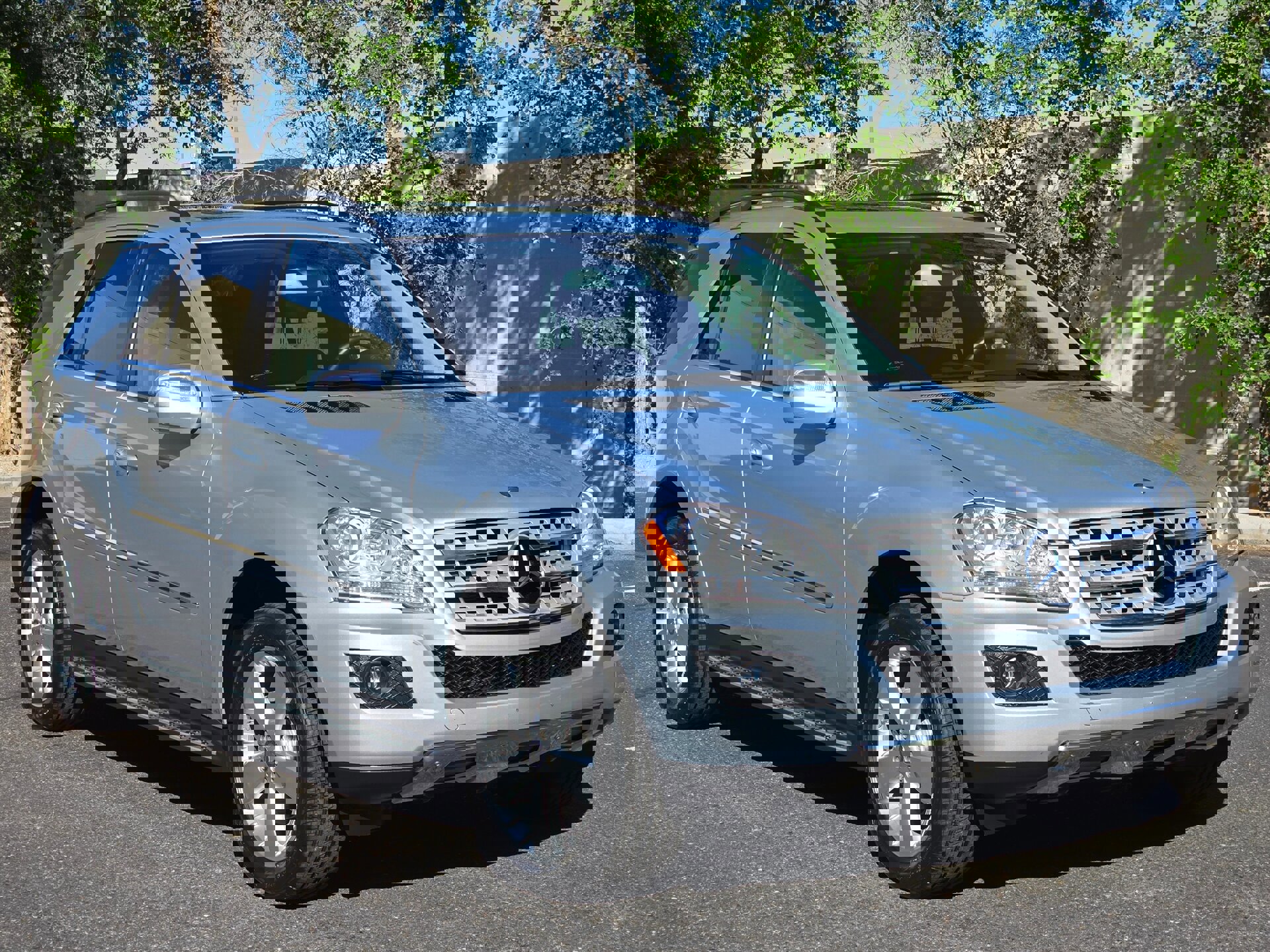 Used 2010 Mercedes-Benz ML 350 2WD image 2