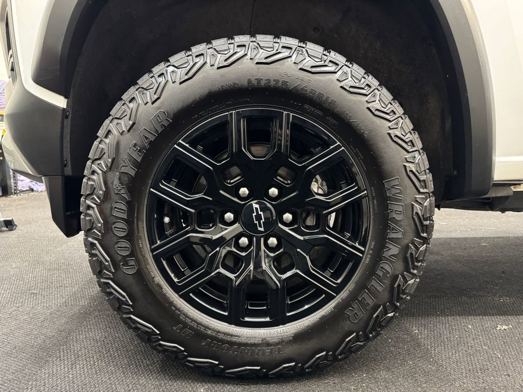 Used 2025 Chevrolet Colorado Trail Boss image 12