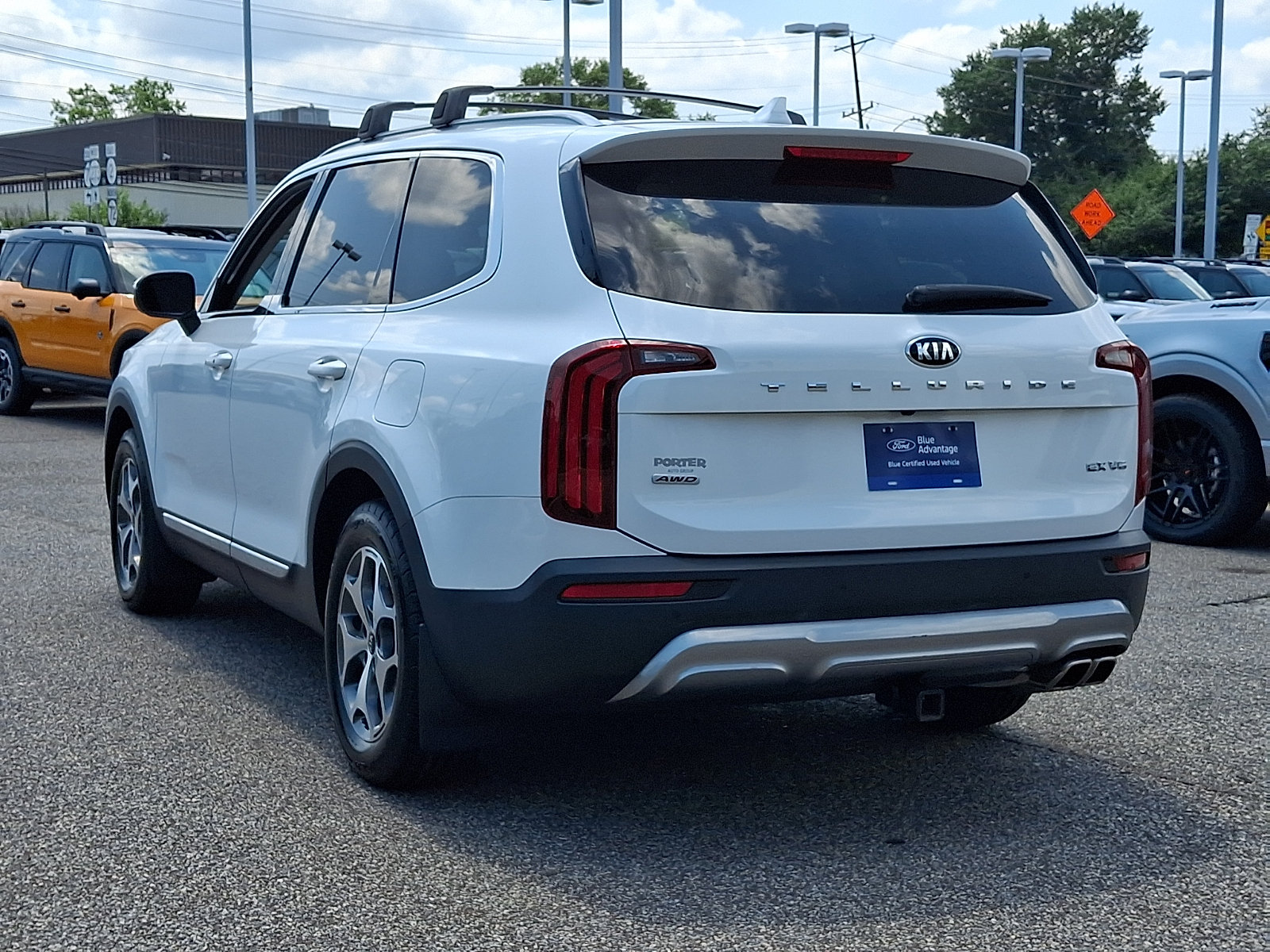 Used 2021 Kia Telluride EX AWD/4WD image 8