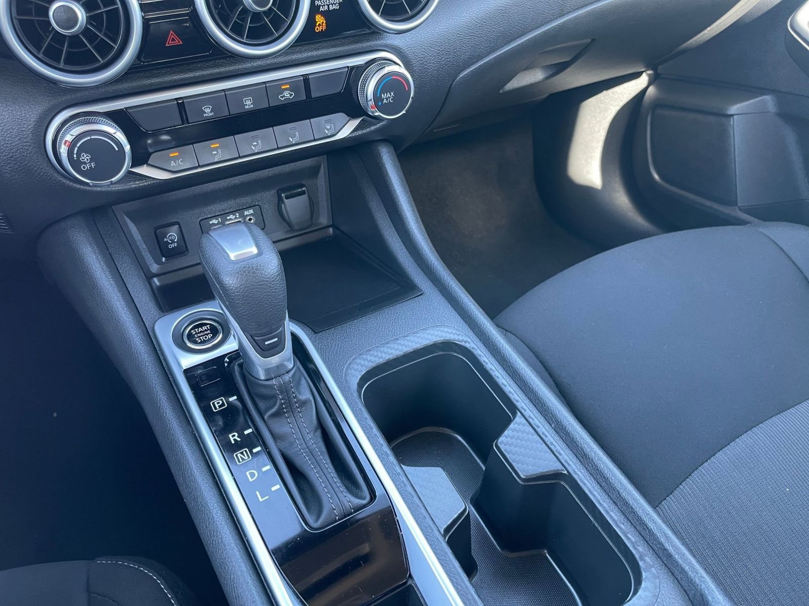 Used 2025 Nissan Sentra SV image 40