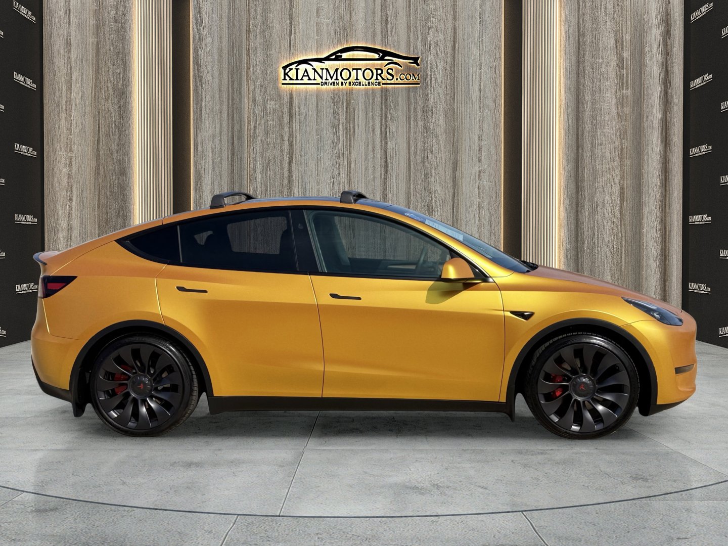 Used 2023 Tesla Model Y Performance image 10