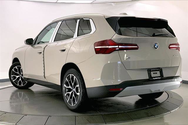 New 2026 BMW X3 xDrive30 w/ Premium Package image 2
