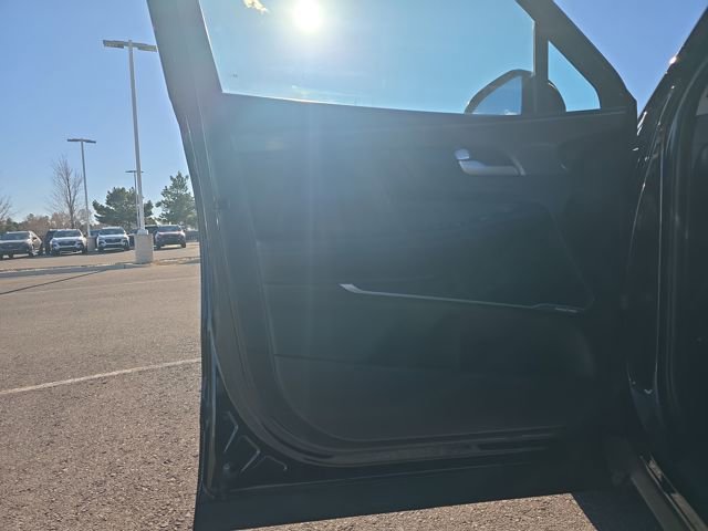 Used 2023 Hyundai Santa Fe SEL Premium image 11