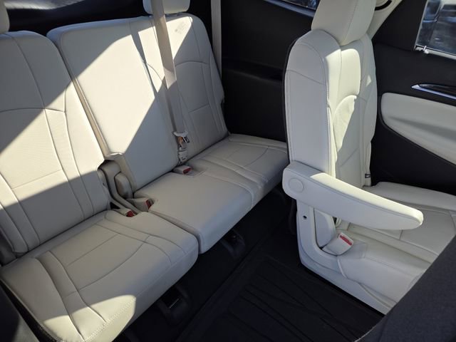 Used 2022 Buick Enclave Premium w/ Experience Buick Package image 30