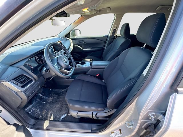 Used 2024 Nissan Rogue S FWD image 19