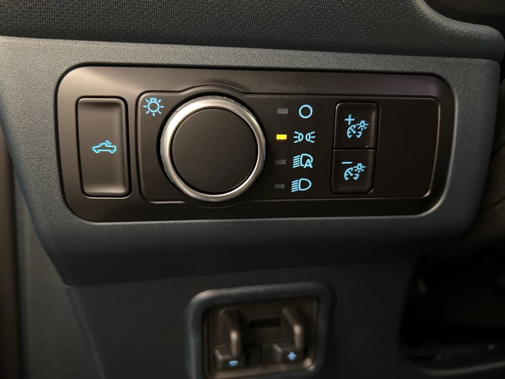 New 2025 Ford Maverick XLT w/ XLT Luxury Package image 24