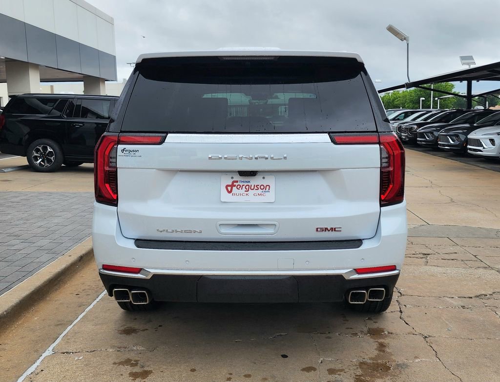 New 2026 GMC Yukon Denali w/ Denali Reserve Package AWD/4WD image 4