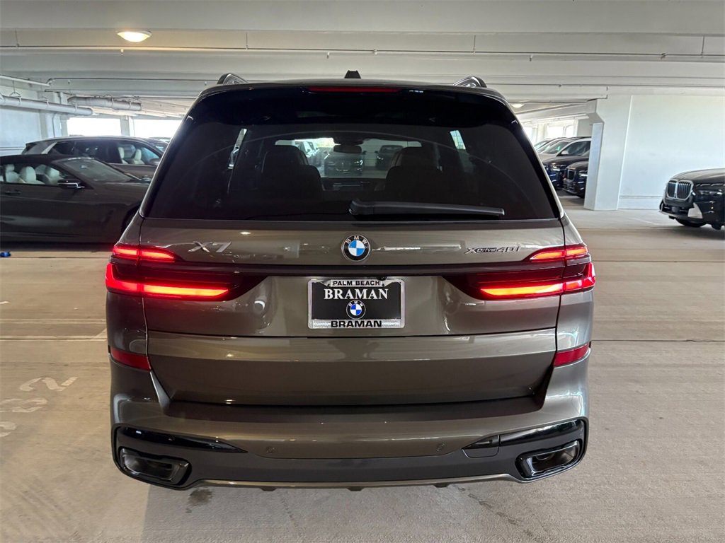 New 2026 BMW X7 xDrive40i w/ M Sport Package image 5