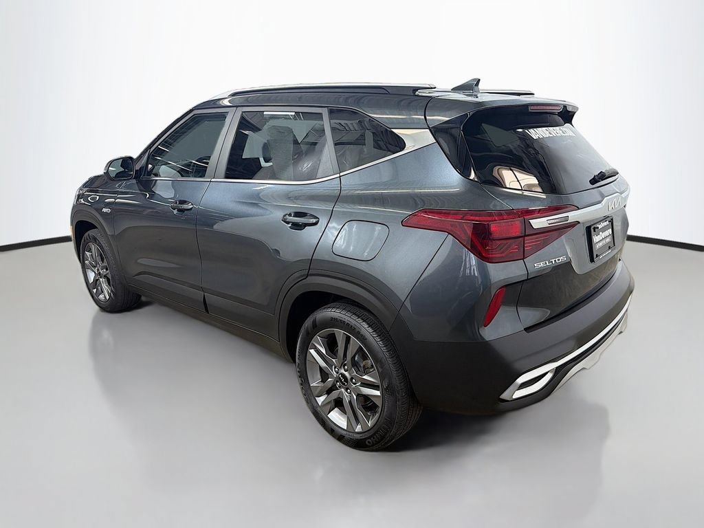 Used 2023 Kia Seltos S AWD/4WD image 7