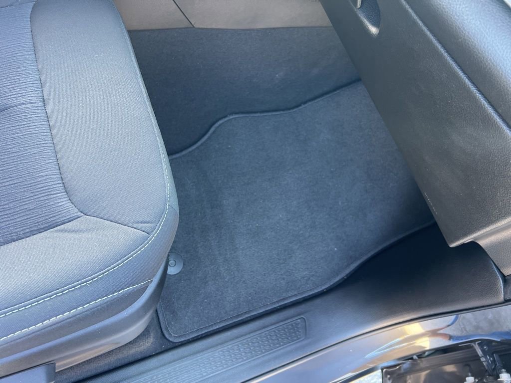 Used 2024 Jeep Grand Cherokee L Laredo RWD image 63