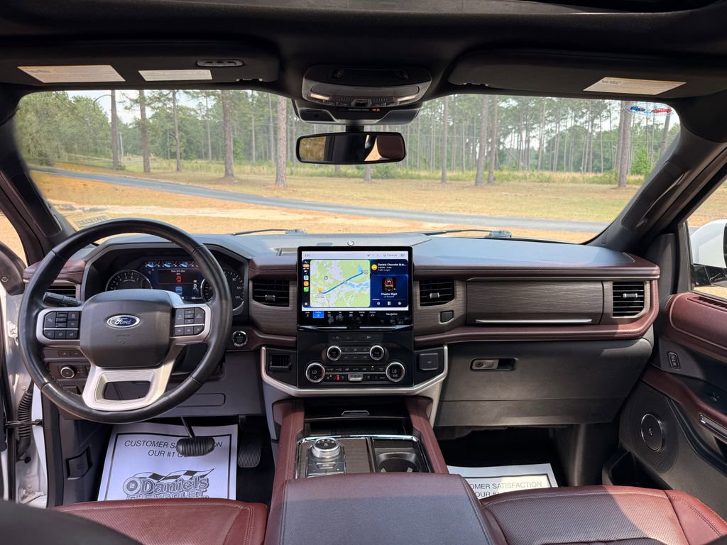 Used 2024 Ford Expedition Limited RWD image 17